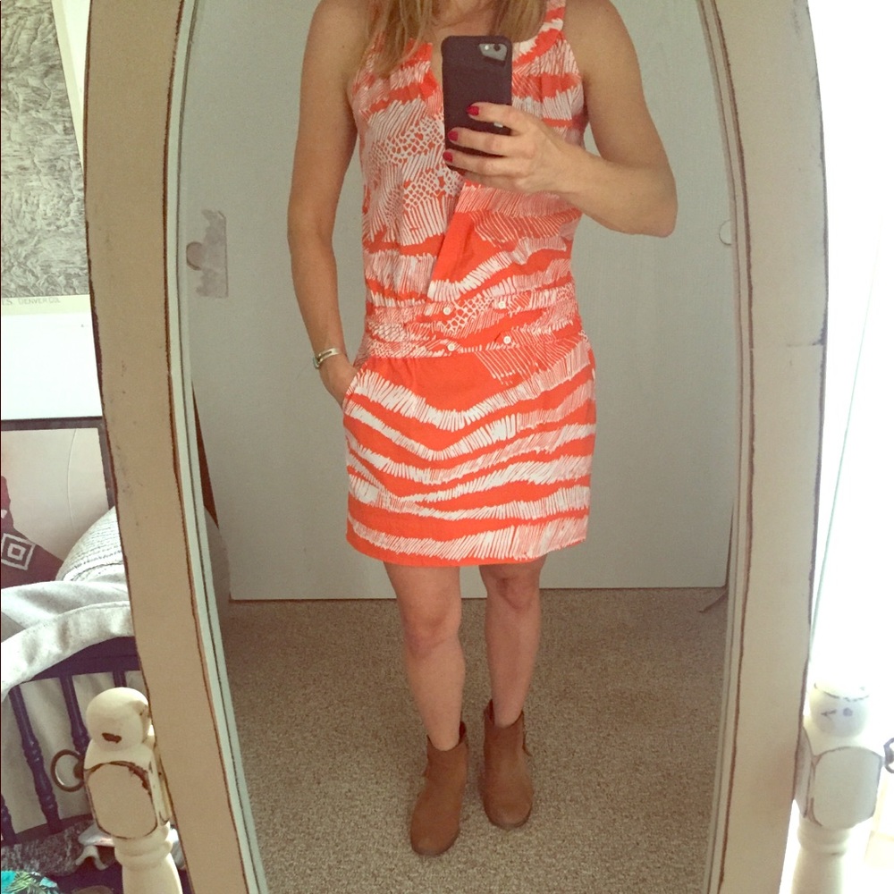 BCBG summer dress with pockets